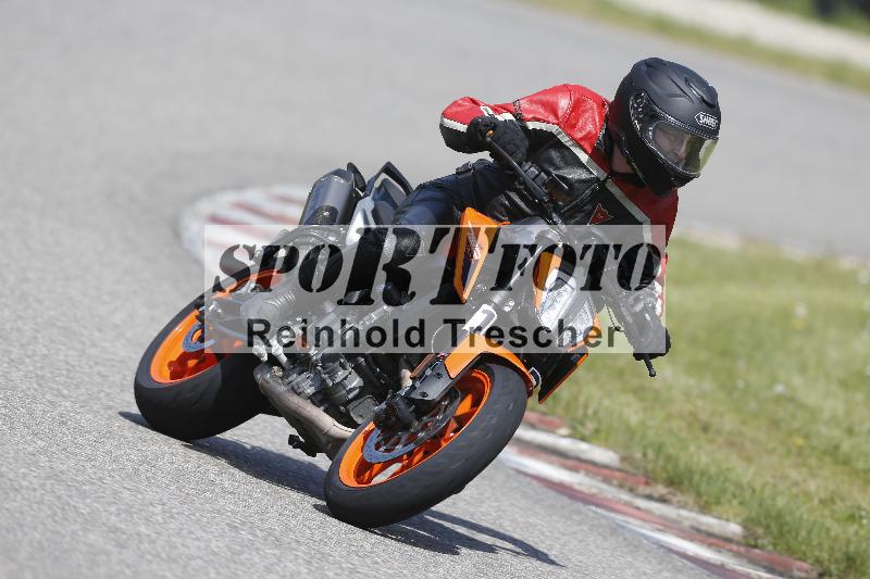 /Archiv-2025/09 22.04.2025 Cornu Master School ADR/gruen-vert/17